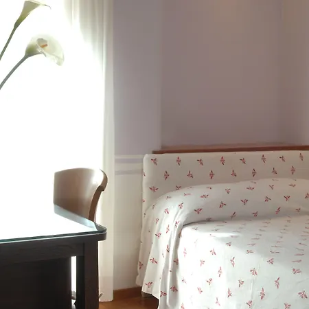 Lancelot Hotel 3*