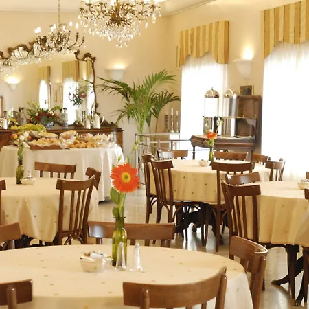 Lancelot 3* Rome
