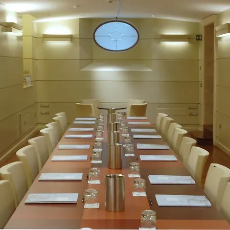 Otel Lancelot 3*