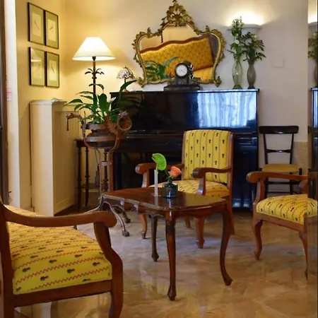 Otel Lancelot 3*